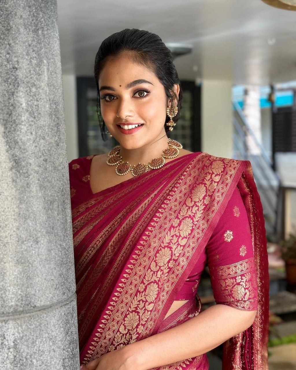 Luxurious Dark Maroon Jacquard Saree for Women – Premium Festive & Wedding Wear