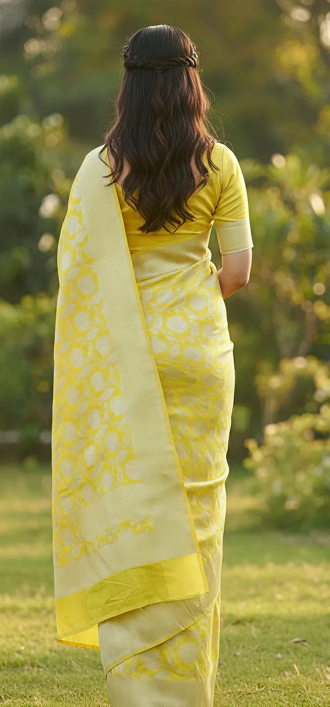 Elegant Light Yellow Jacquard Saree – Soft Festive Wear with Premium Woven Detailing