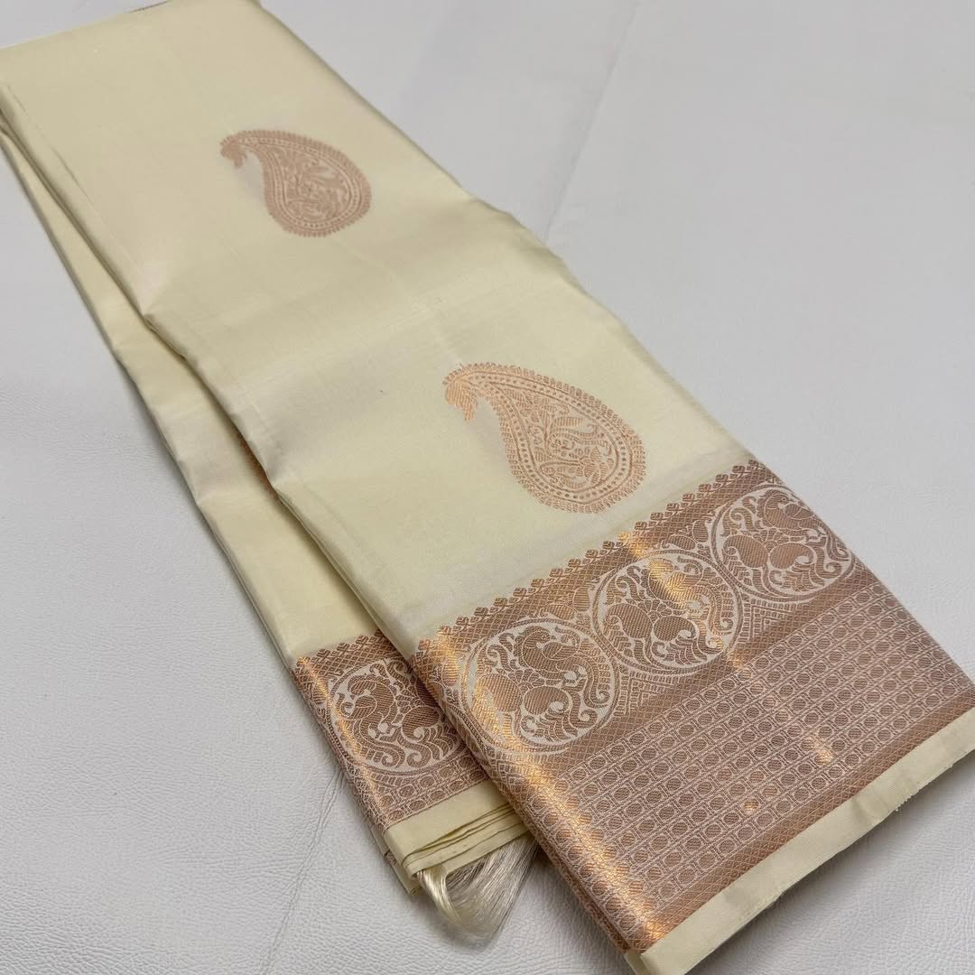 Off White Jacquard Saree – Timeless Elegance with Premium Detailing