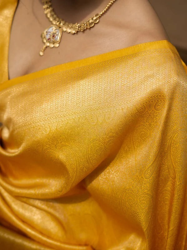 Kanchi pattu Banarasi Lichi Kanjivaram Silk Saree - Ibis Fab