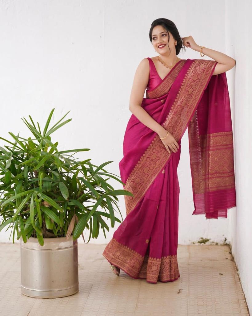 Majestic Maroon Jacquard Saree – Rich Woven Beauty for Weddings & Festive Occasions