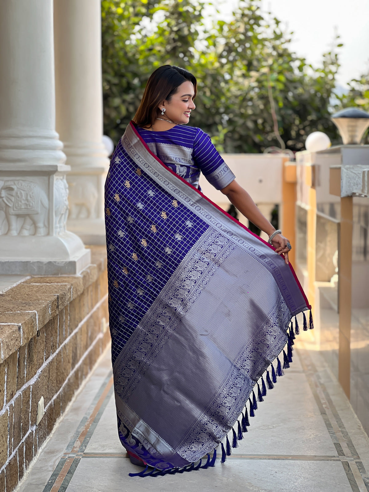 Royal Blue Jacquard Saree – Elegant Festive Wear With Premium Woven Detailing