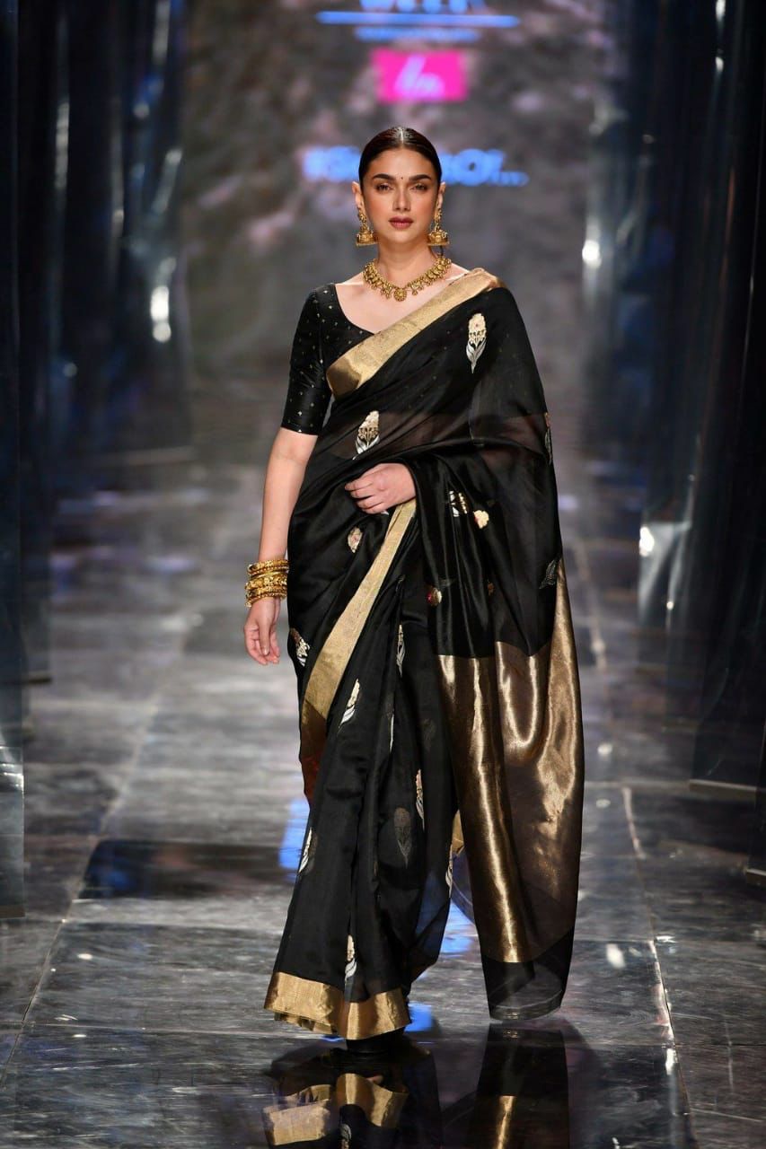 Luxury Black Jacquard Saree – Premium Woven Party & Festive Wear Saree