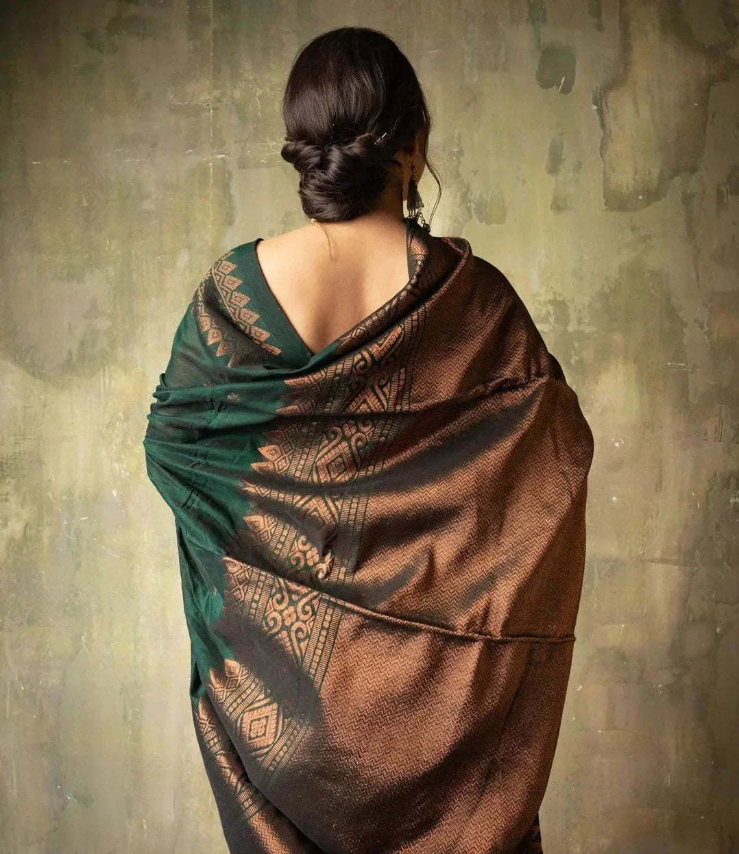 Pure Banarasi Silk Sarees Dark Green Colour, Wedding Wear