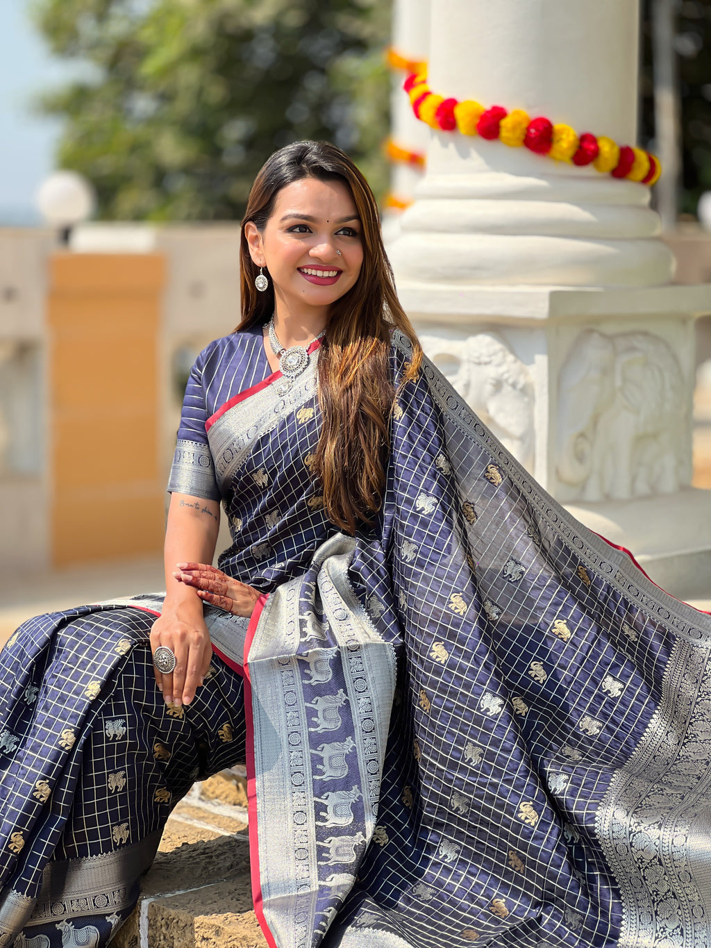Royal Navy Blue Jacquard Saree – Elegant Weave for Festive & Party Wear