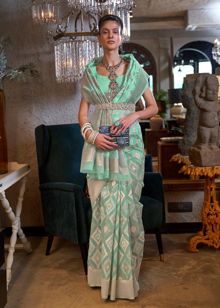 Banarasi Saree Look for Wedding Party