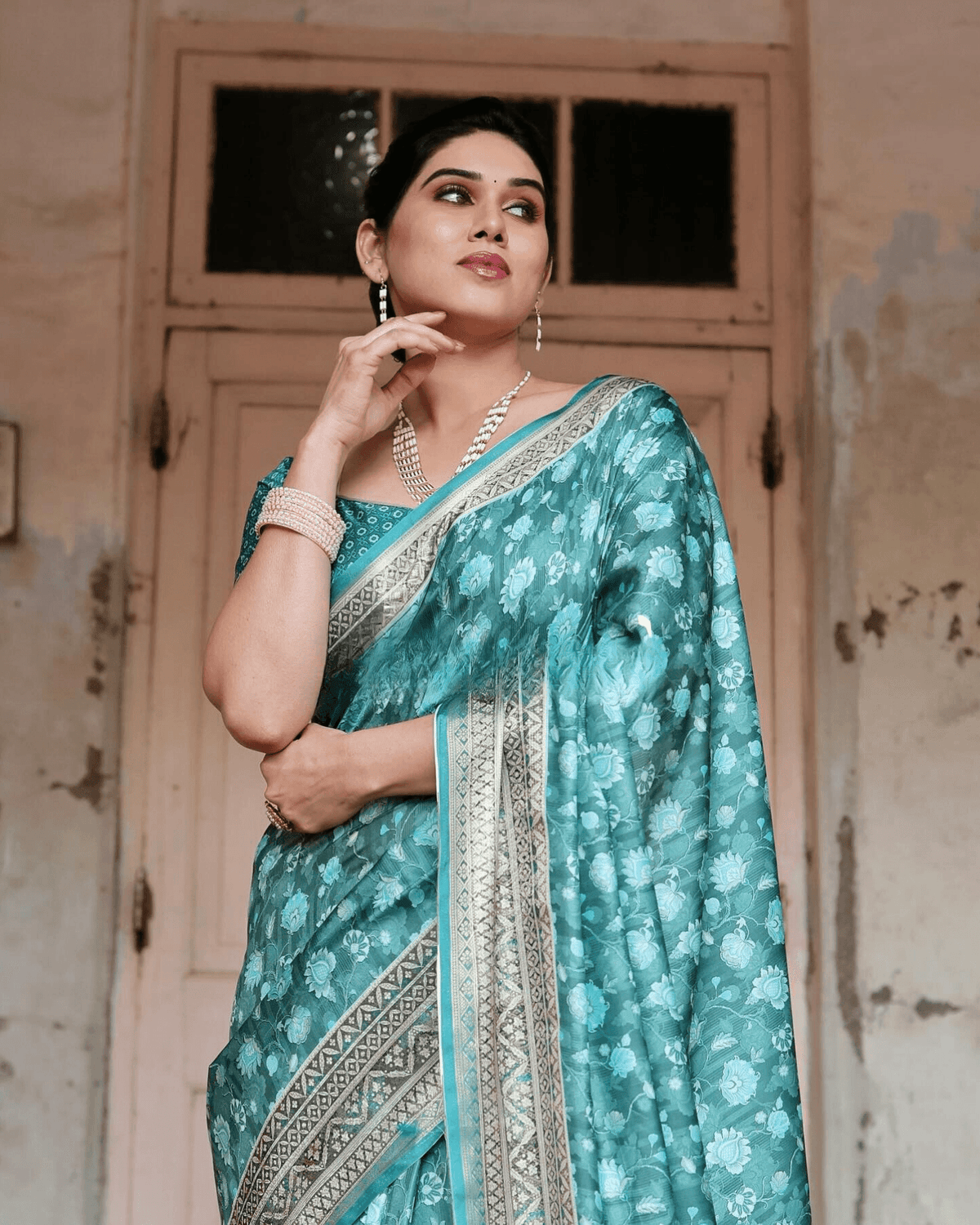 Delightful Rama Colored Jacquard Silk Saree