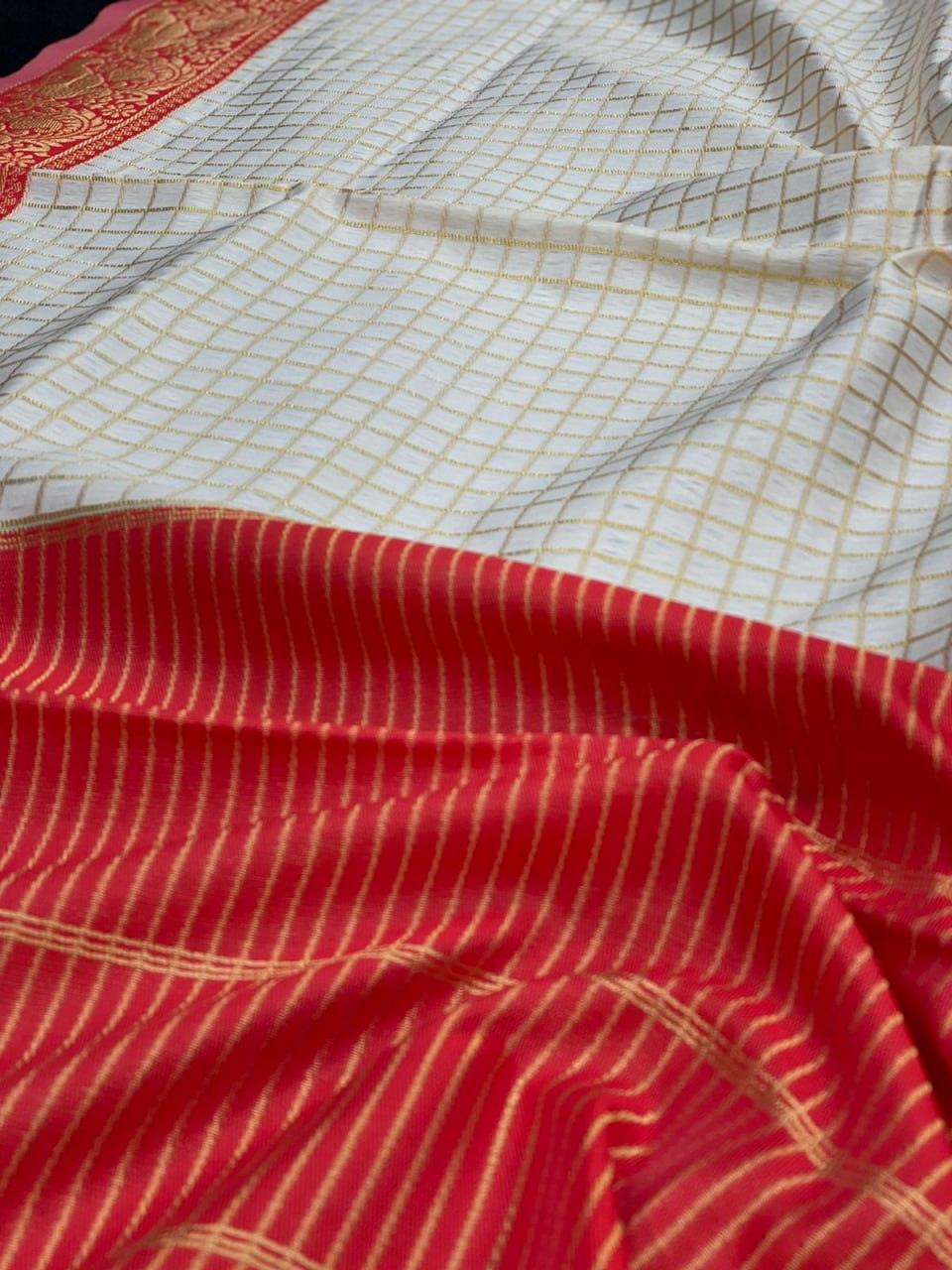White And Red Checks Weaving Soft Silk Saree